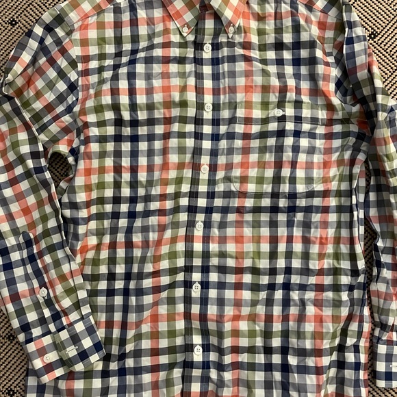 Men’s Orvis Button Down Shirt - Size M - Picture 3 of 4